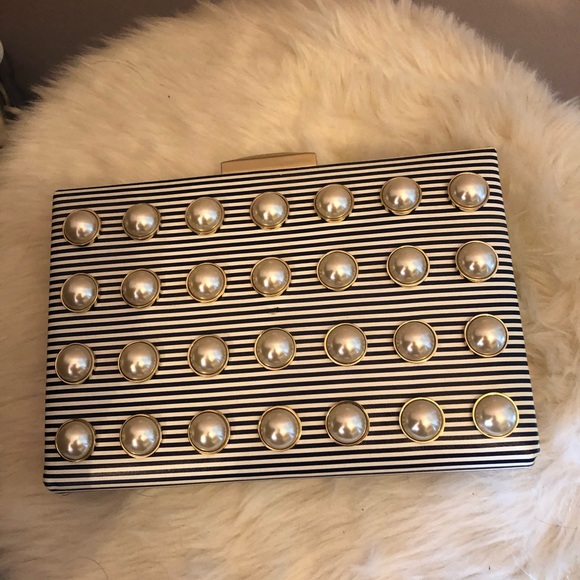Beautiful Kate Spade Clutch with strap and pearls - Picture 2 of 5